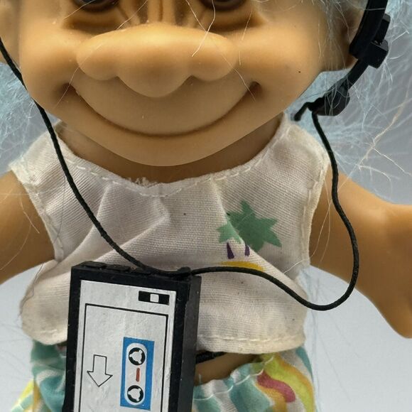 Vtg Russ Blue Hair Troll Doll Walkman Headphones Brown Eyes 18366 Sticker 4” - Picture 2 of 12